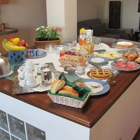 Bella Vista Bed & Breakfast *